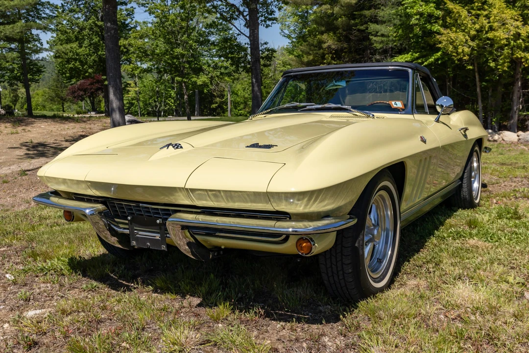 1966 Chevrolet Corvette C2 - Image 1 of 31