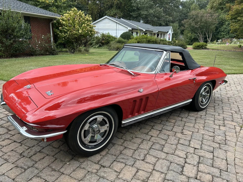 1966 Chevrolet Corvette C2 - Image 17 of 31