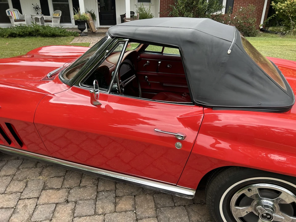 1966 Chevrolet Corvette C2 - Image 25 of 31