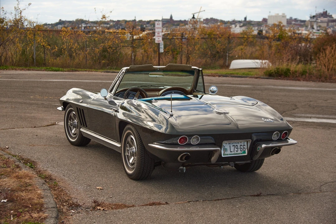 1966 Chevrolet Corvette C2 - Image 6 of 31