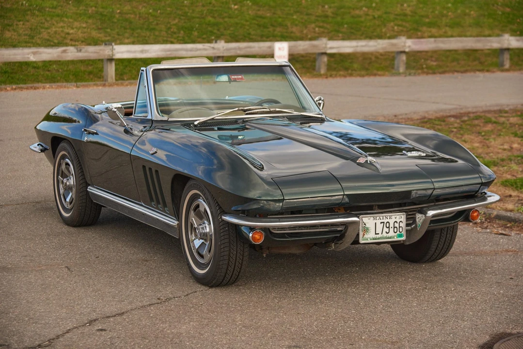 1966 Chevrolet Corvette C2 - Image 9 of 31