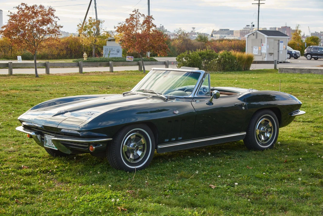 1966 Chevrolet Corvette C2 - Image 18 of 31