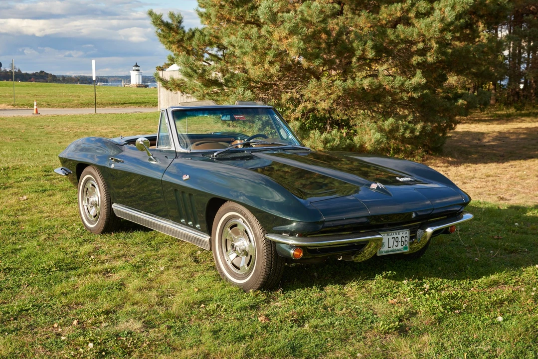 1966 Chevrolet Corvette C2 - Image 16 of 31