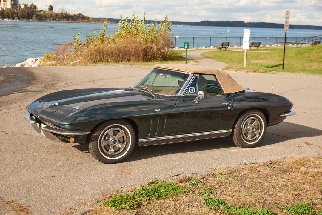 1966 Chevrolet Corvette C2 - Image 11 of 31