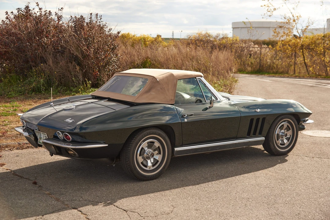1966 Chevrolet Corvette C2 - Image 13 of 31