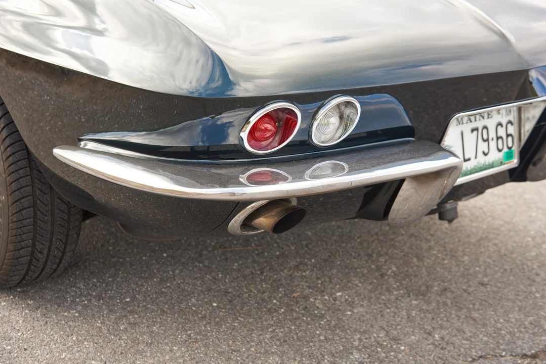 1966 Chevrolet Corvette C2 - Image 25 of 31
