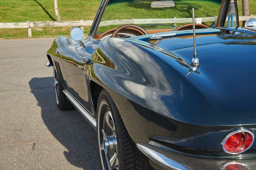 1966 Chevrolet Corvette C2 - Image 24 of 31