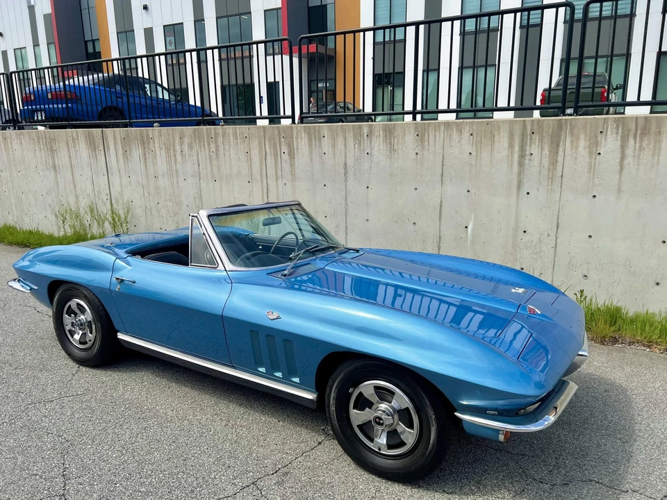 1966 Chevrolet Corvette C2 - Image 4 of 31