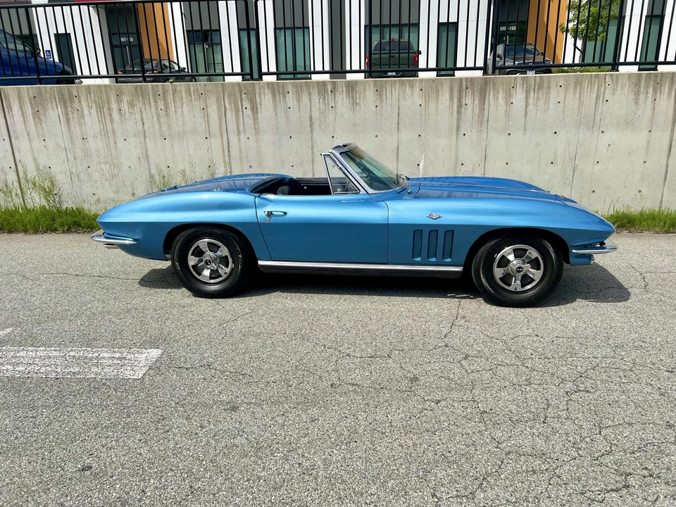 1966 Chevrolet Corvette C2 - Image 5 of 31