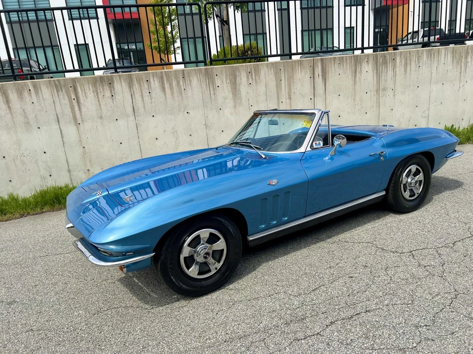 1966 Chevrolet Corvette C2 - Image 11 of 31