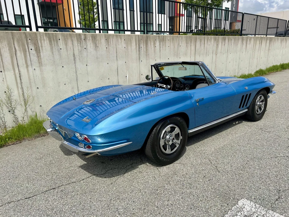 1966 Chevrolet Corvette C2 - Image 7 of 31