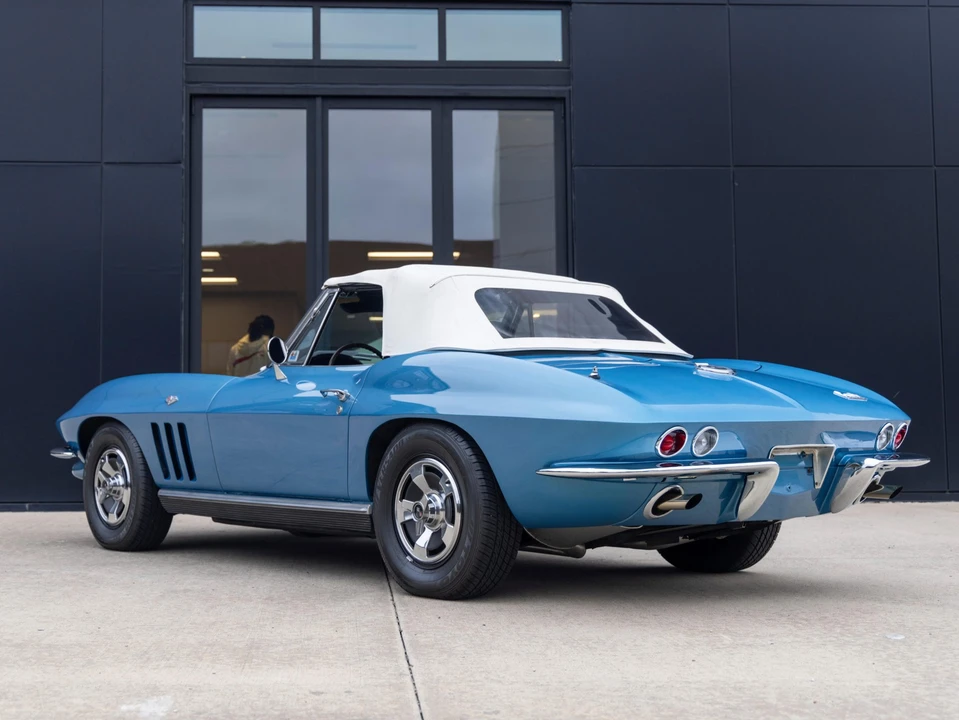 1966 Chevrolet Corvette C2 - Image 7 of 31