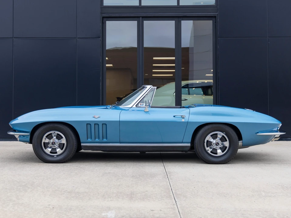 1966 Chevrolet Corvette C2 - Image 24 of 31
