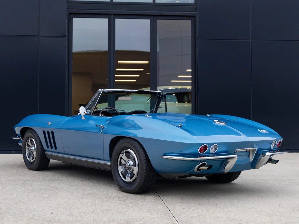 1966 Chevrolet Corvette C2 - Image 22 of 31