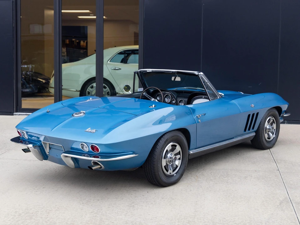 1966 Chevrolet Corvette C2 - Image 15 of 31