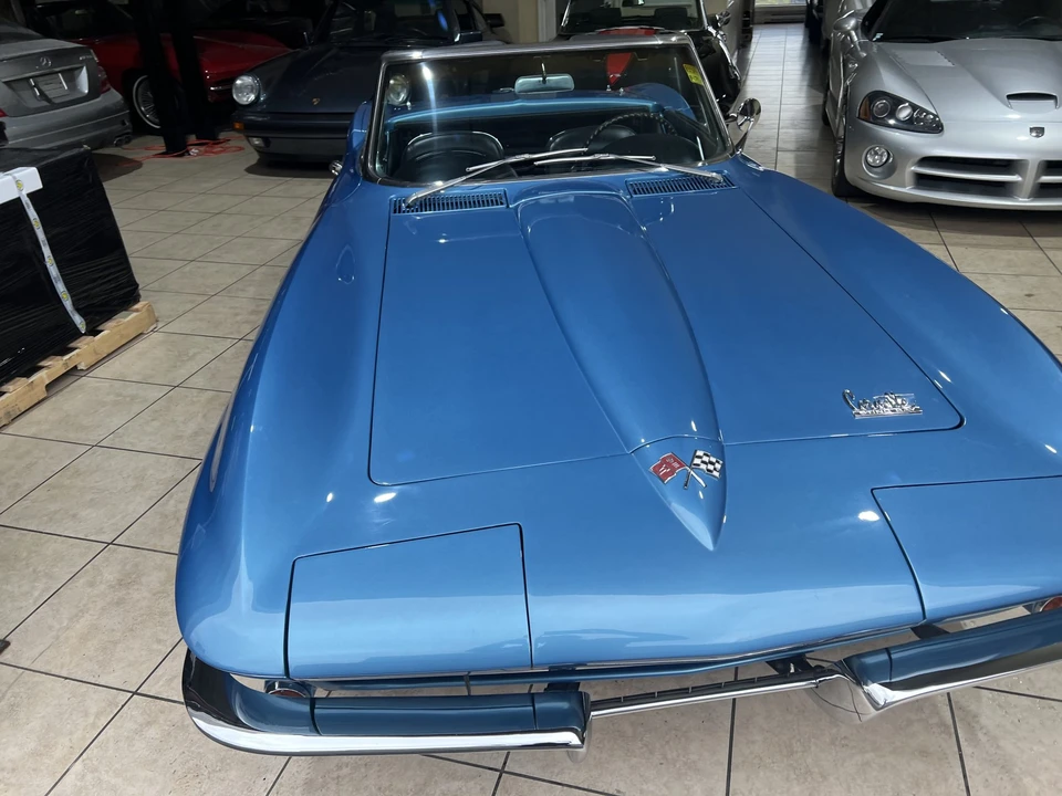 1966 Chevrolet Corvette C2 - Image 30 of 31