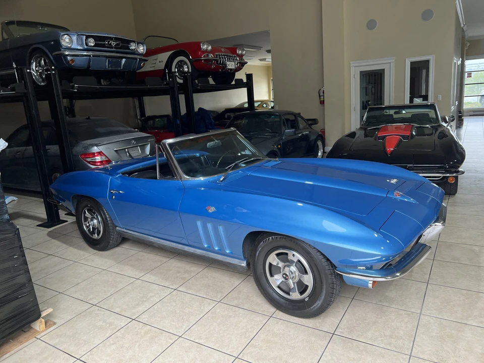 1966 Chevrolet Corvette C2 - Image 14 of 31