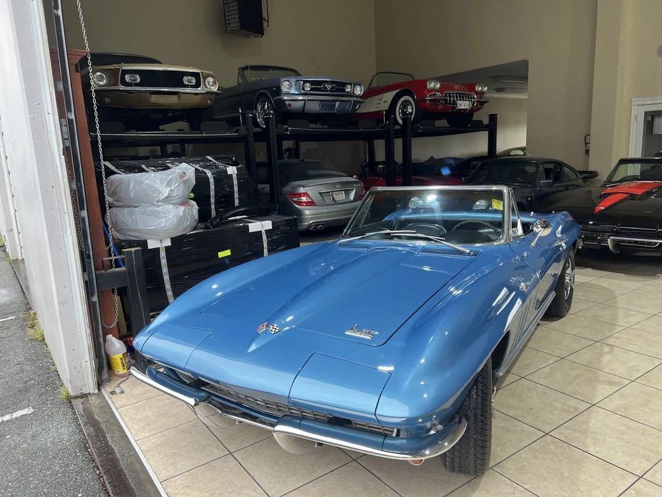 1966 Chevrolet Corvette C2 - Image 20 of 31
