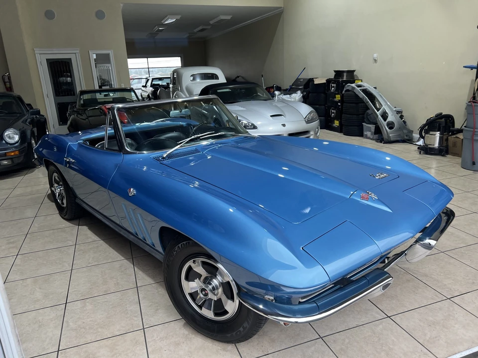 1966 Chevrolet Corvette C2 - Image 15 of 31