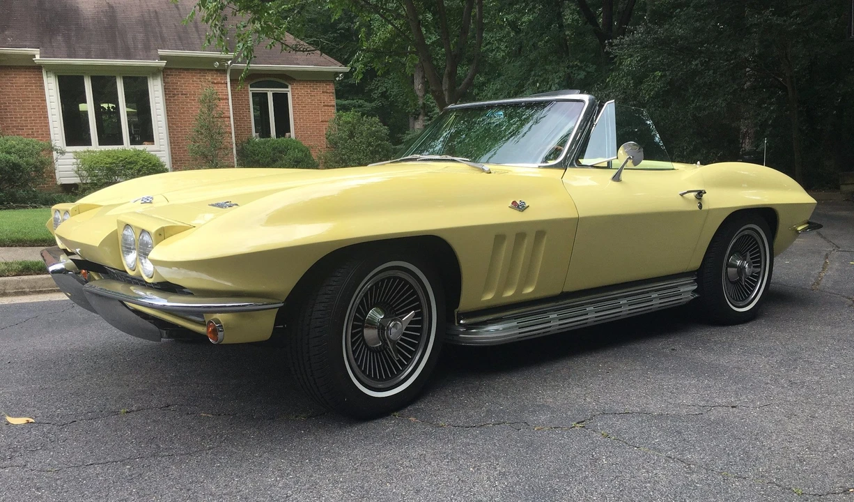 1966 Chevrolet Corvette C2 - Image 2 of 31