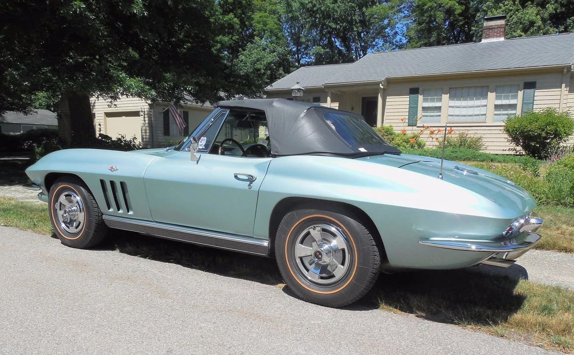 1966 Chevrolet Corvette C2 - Image 14 of 31