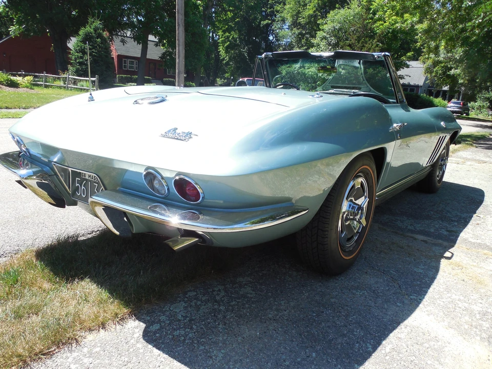 1966 Chevrolet Corvette C2 - Image 7 of 31