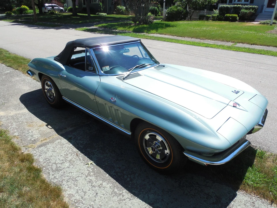 1966 Chevrolet Corvette C2 - Image 8 of 31