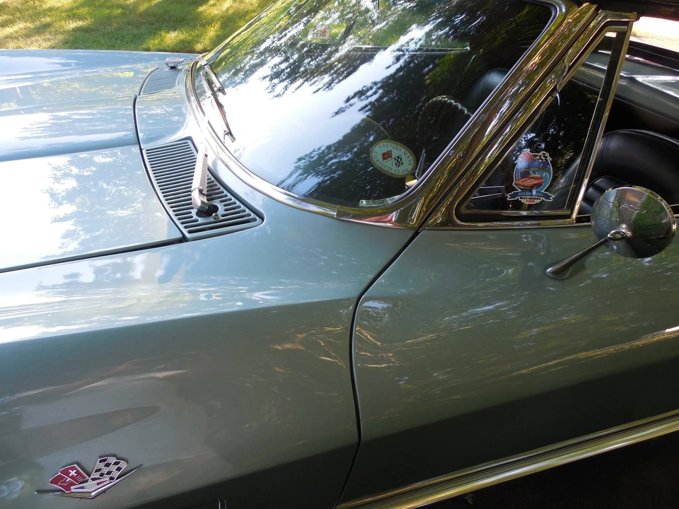 1966 Chevrolet Corvette C2 - Image 15 of 31