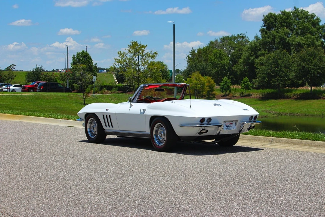 1966 Chevrolet Corvette C2 - Image 4 of 31