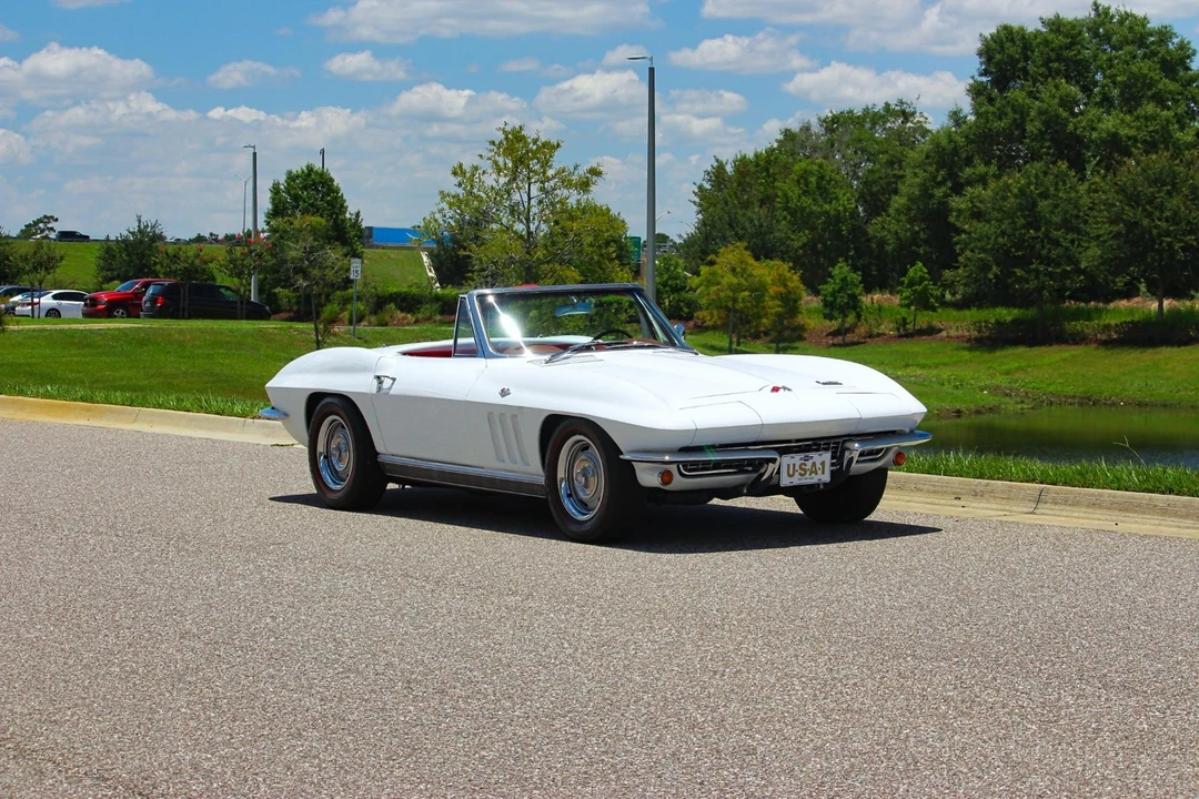 1966 Chevrolet Corvette C2 - Image 9 of 31