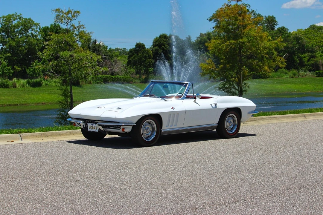 1966 Chevrolet Corvette C2 - Image 19 of 31