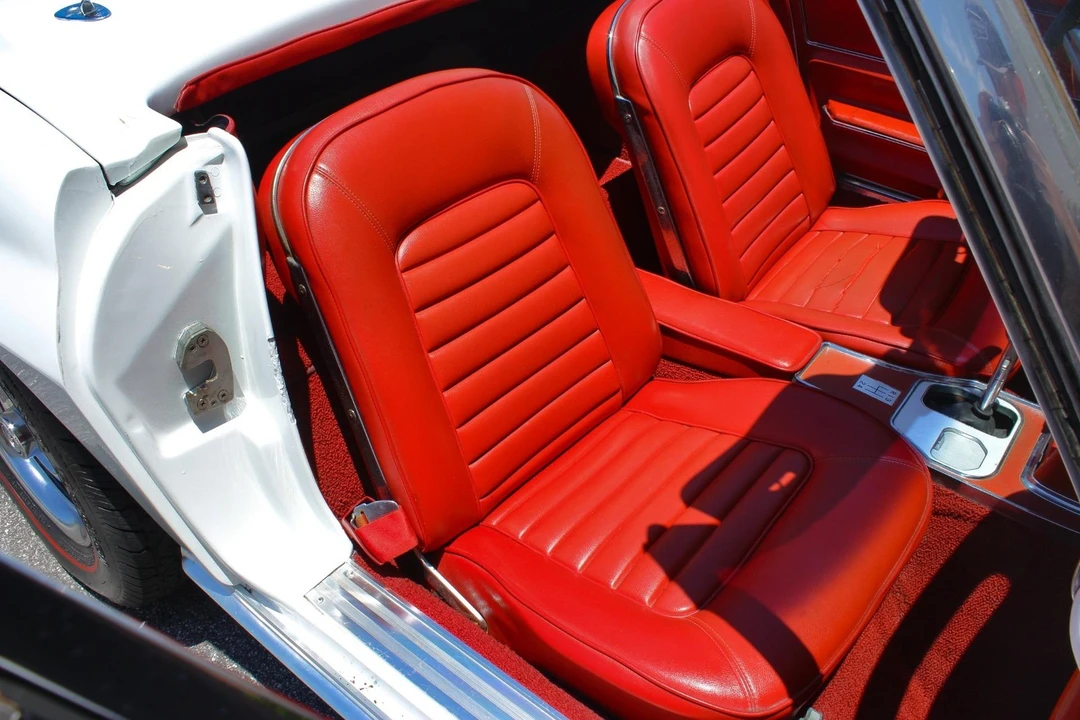 1966 Chevrolet Corvette C2 - Image 16 of 31