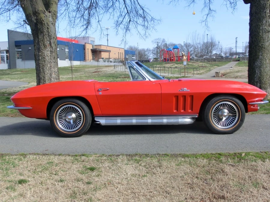 1966 Chevrolet Corvette C2 - Image 2 of 10