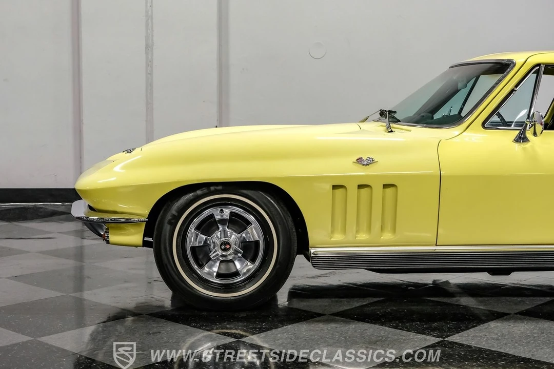 1966 Chevrolet Corvette C2 - Image 24 of 31
