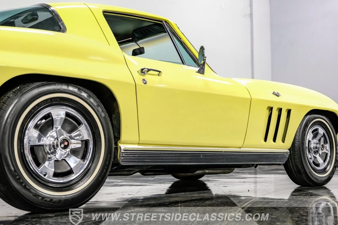 1966 Chevrolet Corvette C2 - Image 29 of 31