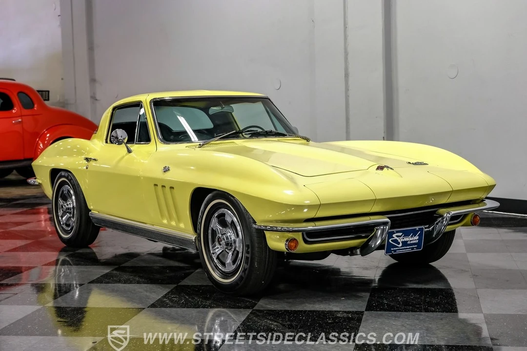 1966 Chevrolet Corvette C2 - Image 18 of 31