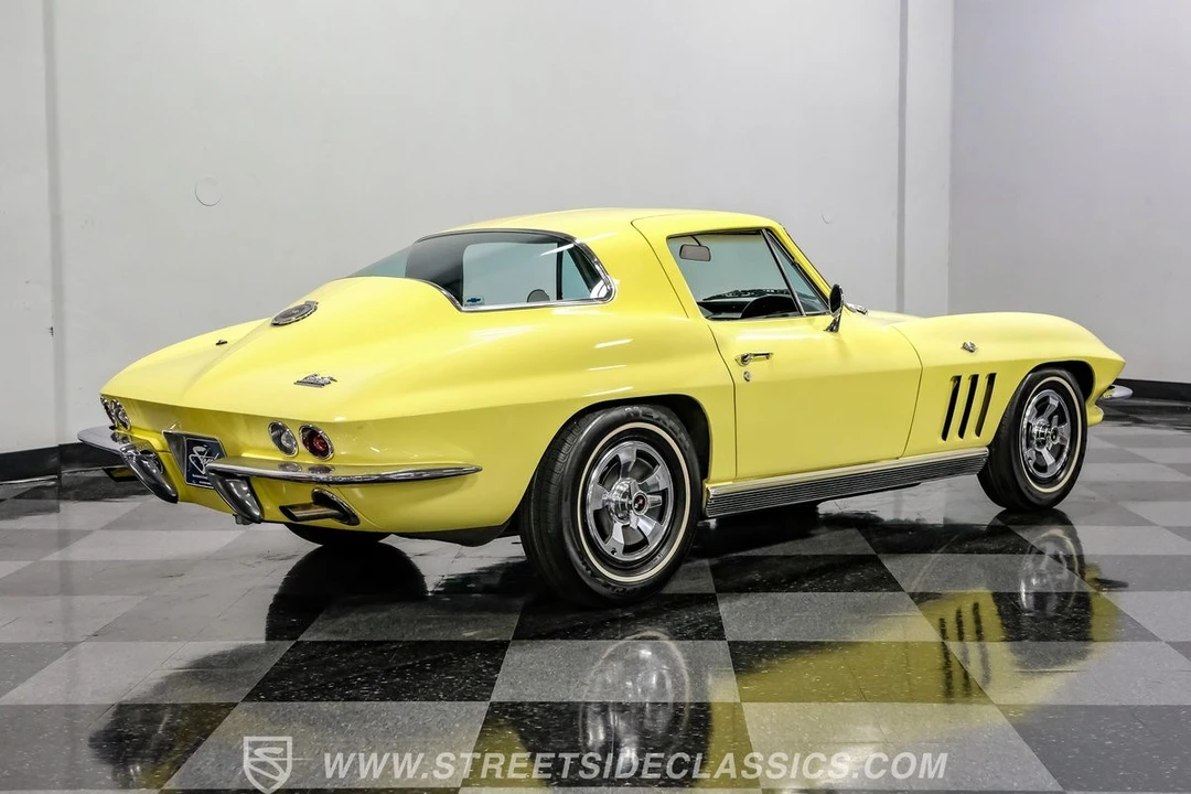 1966 Chevrolet Corvette C2 - Image 13 of 31