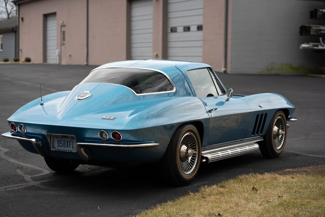 1966 Chevrolet Corvette C2 - Image 7 of 31