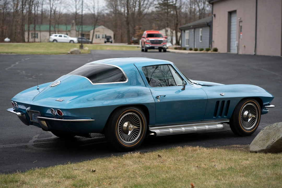 1966 Chevrolet Corvette C2 - Image 6 of 31