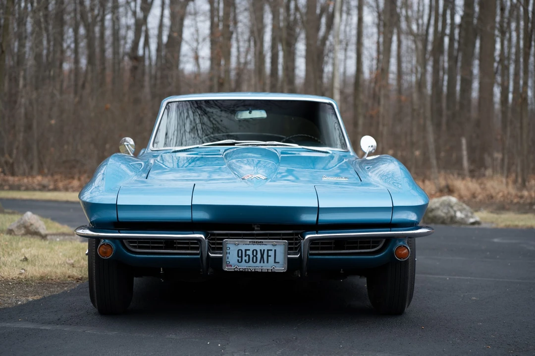 1966 Chevrolet Corvette C2 - Image 3 of 31