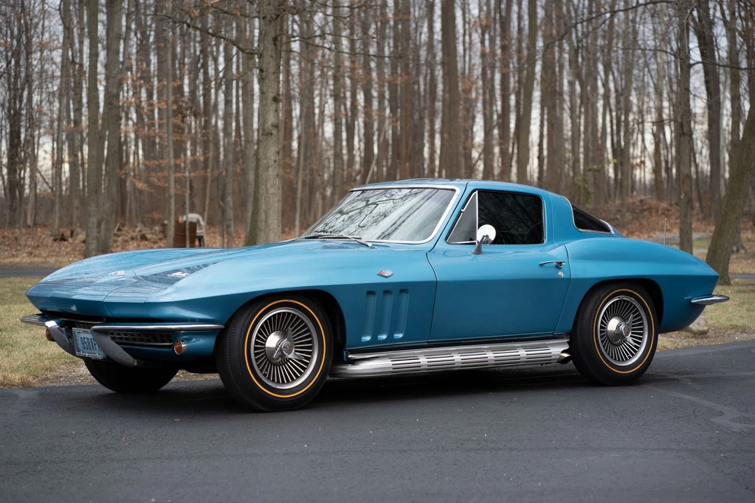 1966 Chevrolet Corvette C2 - Image 2 of 31