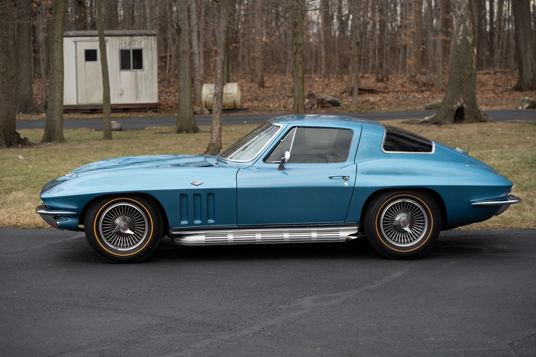 1966 Chevrolet Corvette C2 - Image 11 of 31