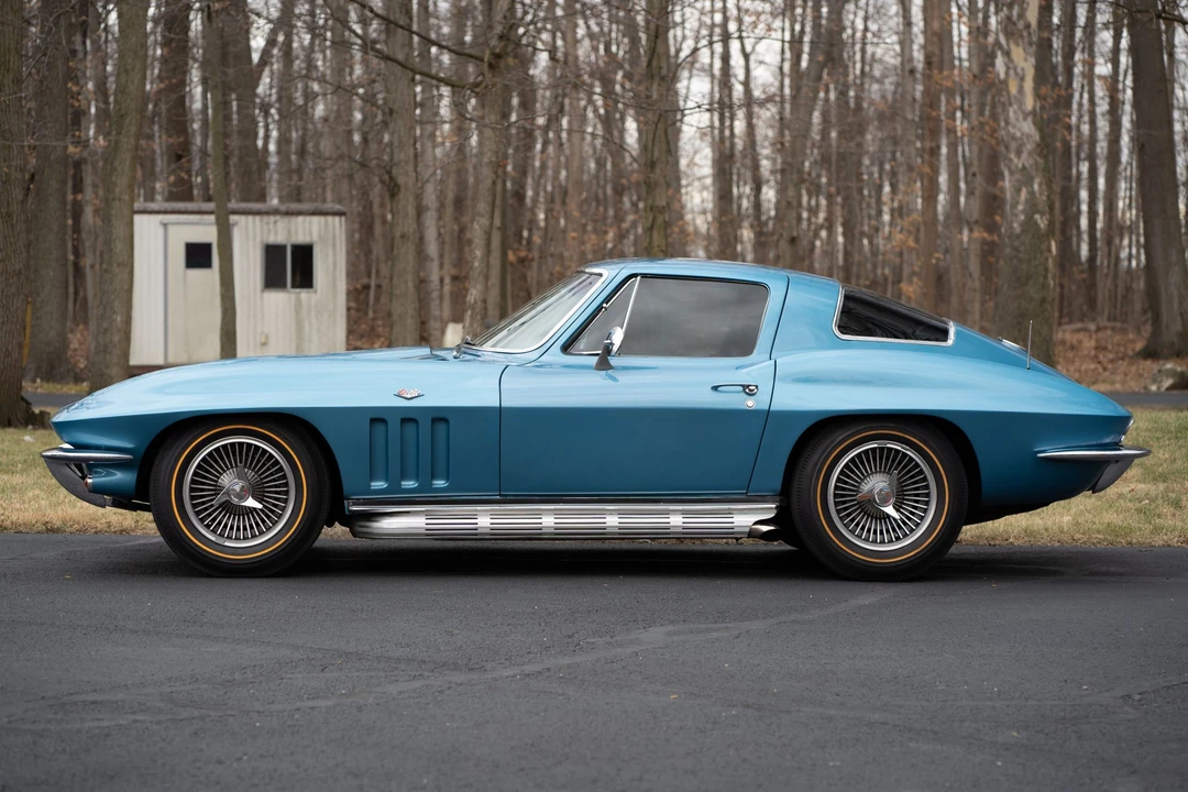 1966 Chevrolet Corvette C2 - Image 12 of 31