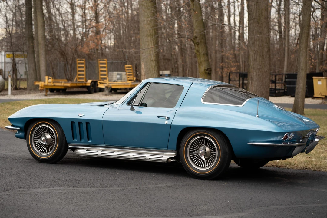 1966 Chevrolet Corvette C2 - Image 10 of 31