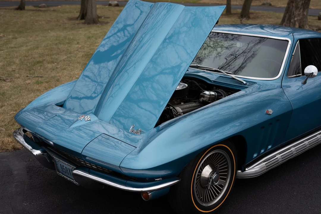 1966 Chevrolet Corvette C2 - Image 23 of 31