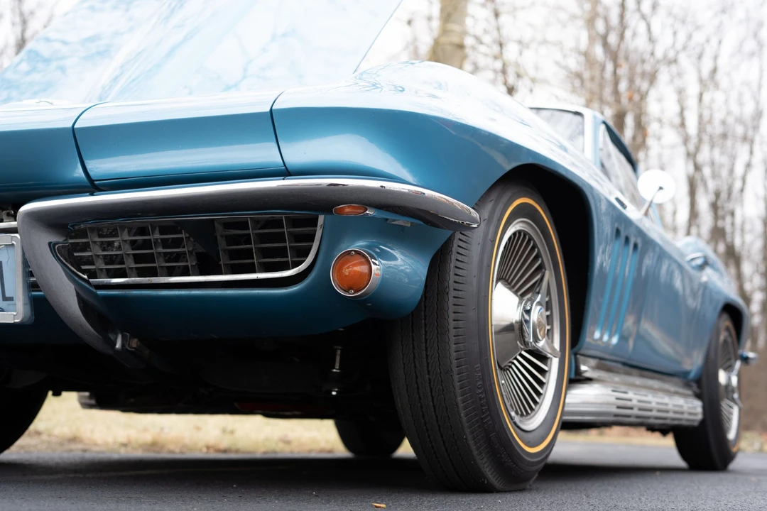 1966 Chevrolet Corvette C2 - Image 26 of 31
