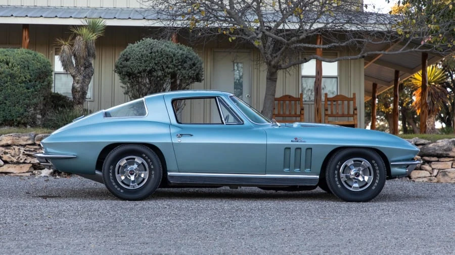 1966 Chevrolet Corvette C2 - Image 8 of 12