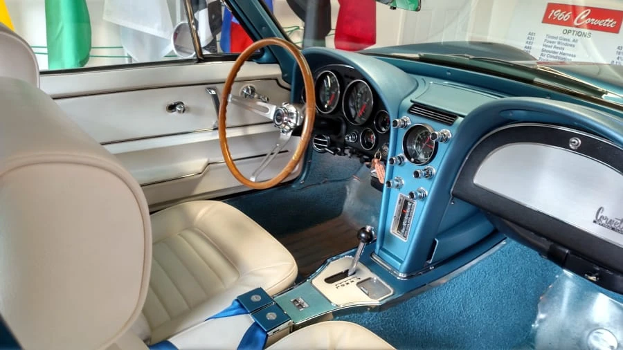 1966 Chevrolet Corvette C2 - Image 6 of 13