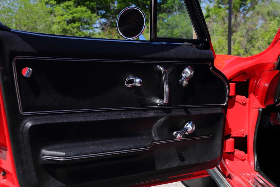 1966 Chevrolet Corvette C2 - Image 20 of 28