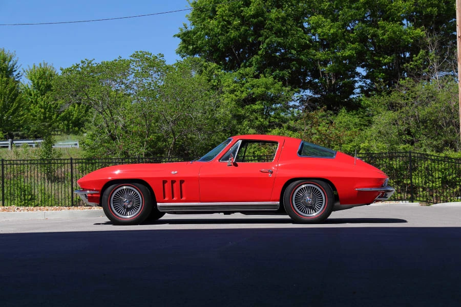1966 Chevrolet Corvette C2 - Image 2 of 28